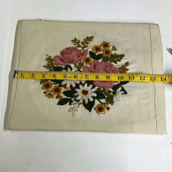 Handmade Crafts Needlepoint Embroidery Floral Upholstery Pillow 11"x14" - Picture 7 of 8